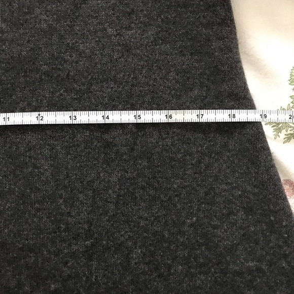 100% Cashmere Tunic Sweater - Picture 9 of 9